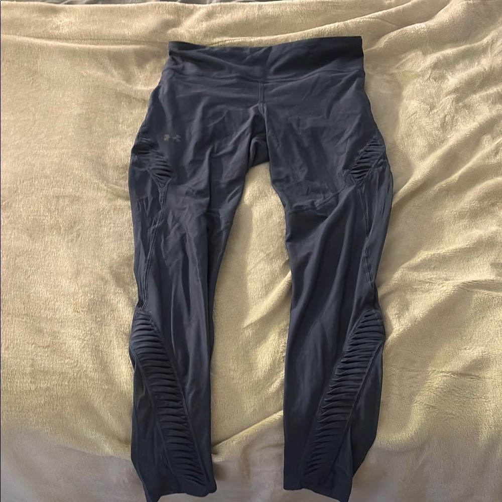 Under Armour Charcoal/blue Ruched Leggings 25”inseam